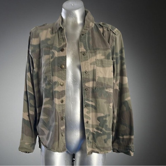Forever 21 Camouflage Button-Up jeans Shirt-Jacket size S - Picture 1 of 4
